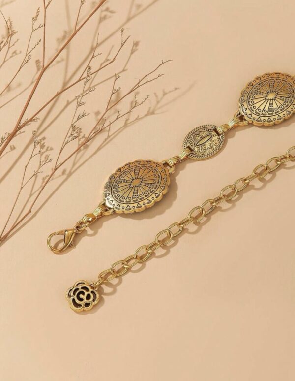 Golden waist-chain